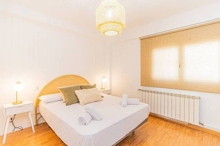 Appartement entier, Your Ideal Base to explore Zaragoza`s delights in Saragosse, Province de Saragosse