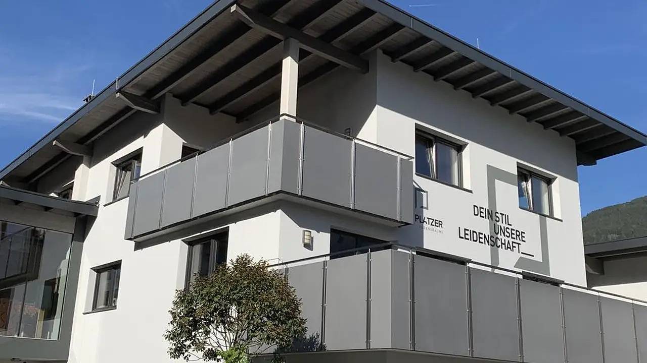 Entire holiday apartment, Ferienwohnung für 4 Personen (65 m²) in Fügen in Tux Alps, Fügen