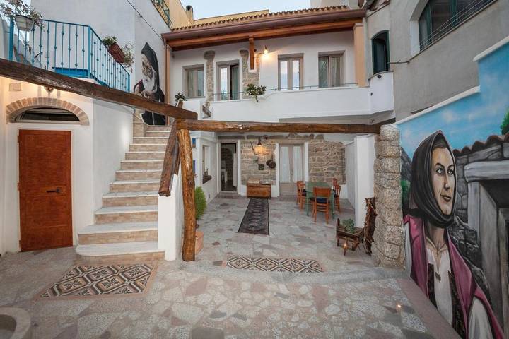 Chambre d’hôte pour 2 personnes, avec jardin à Nuoro - 4