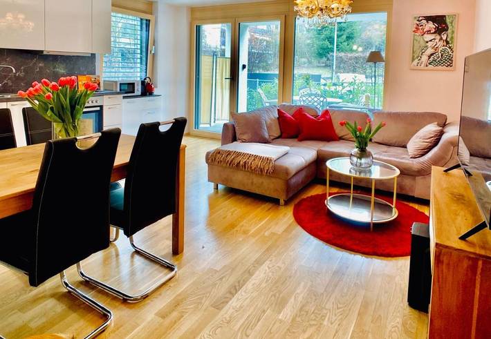 Ferienwohnung für 3 Personen, mit Terrasse und Garten sowie Ausblick