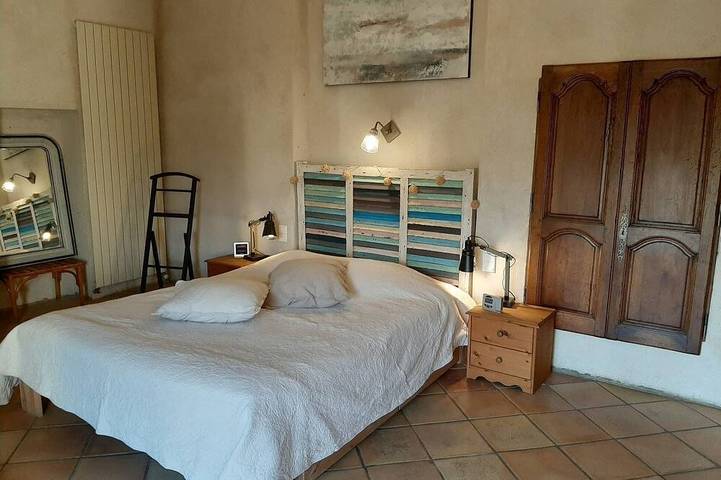 Encantadora casa de campo antigua con piscina entre Luberon y Alpille in Cavaillon, Parque natural regional del Luberon