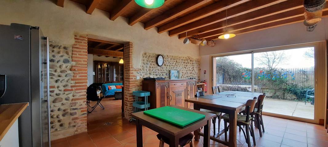 Gîte pour 5 personnes, avec terrasse ainsi que piscine et jardin à Mazères - 2