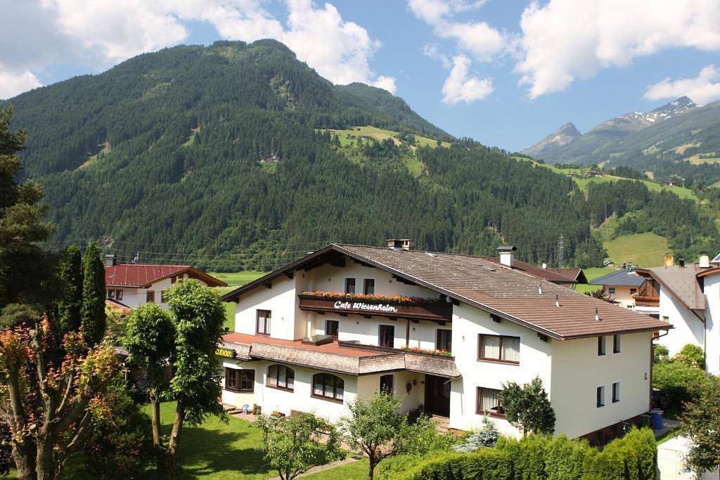 Ganze Ferienwohnung, Gästehaus Restaurant Wiesenheim in Uderns, Ski-Optimal Hochzillertal