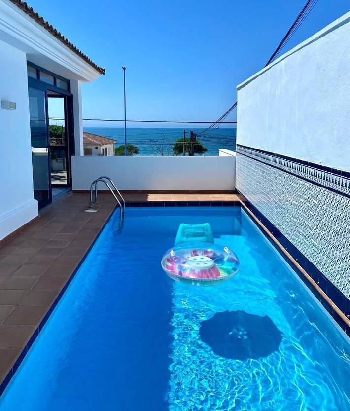 Casa de vacaciones para 8 personas, con jardín además de piscina y vistas, Se admiten mascotas - 1