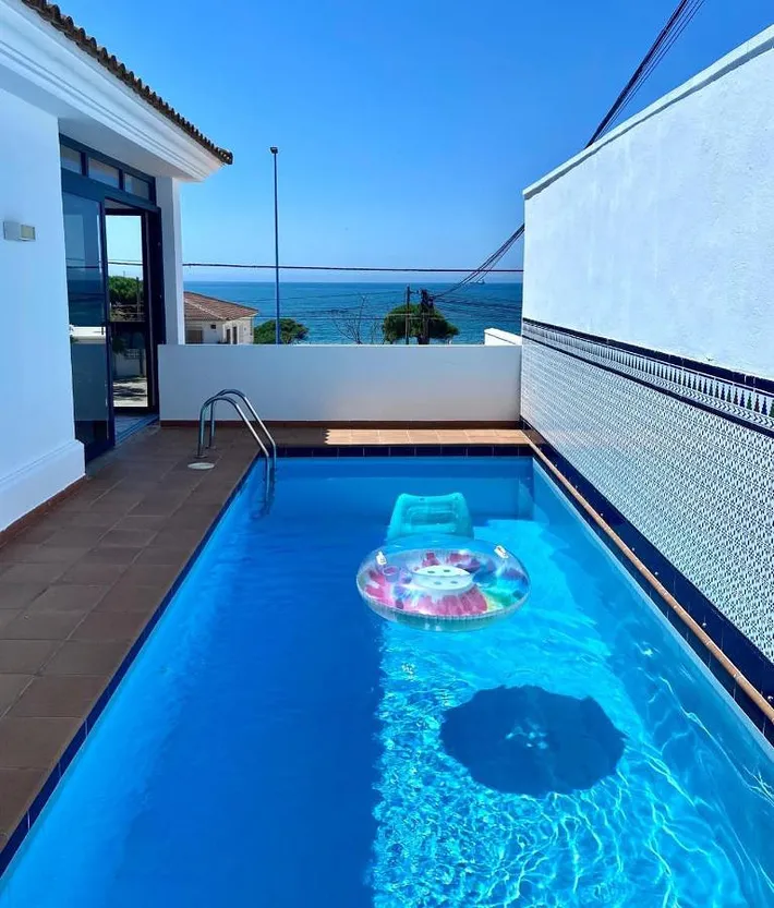 Casa de vacaciones para 8 personas, con jardín además de vistas y piscina, Se admiten mascotas - 1