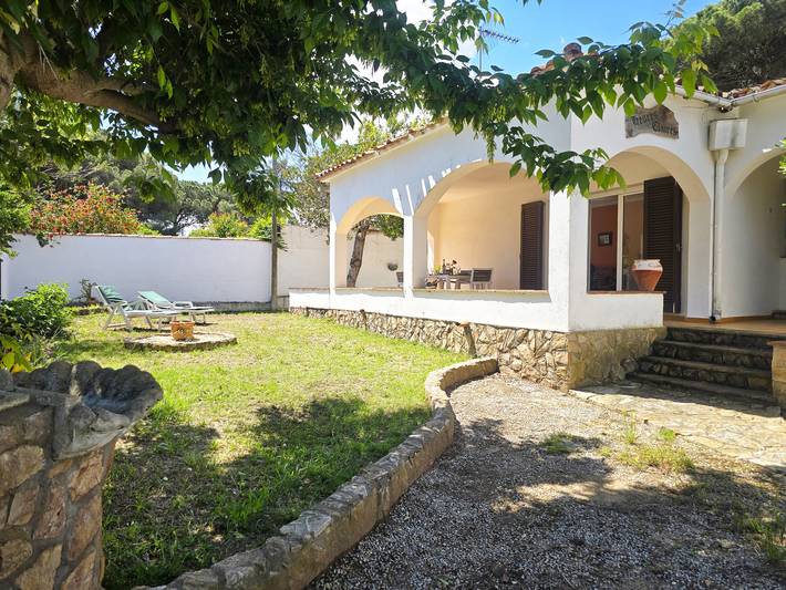 Villa voor 6 personen, met tuin en terras in L'Escala