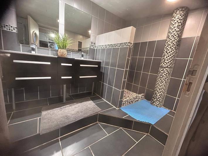 Location de vacances pour 6 personnes, avec vue et terrasse à Beaulieu-sur-Loire - 3