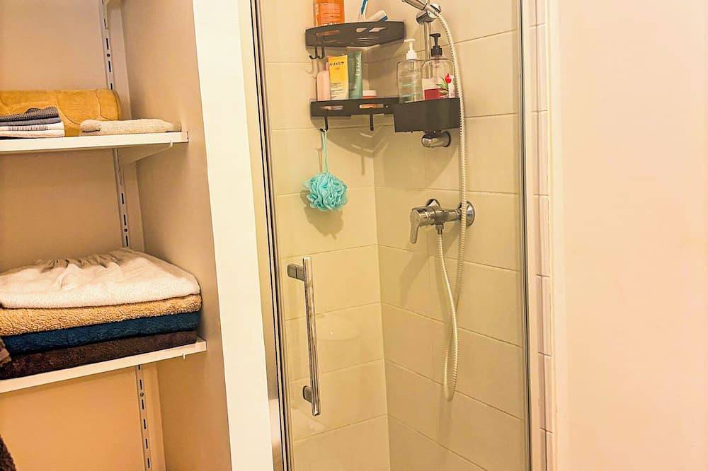 Appartement entier, Charmant T2 proche de toutes commodités in Sarrola-Carcopino, Région d'Ajaccio
