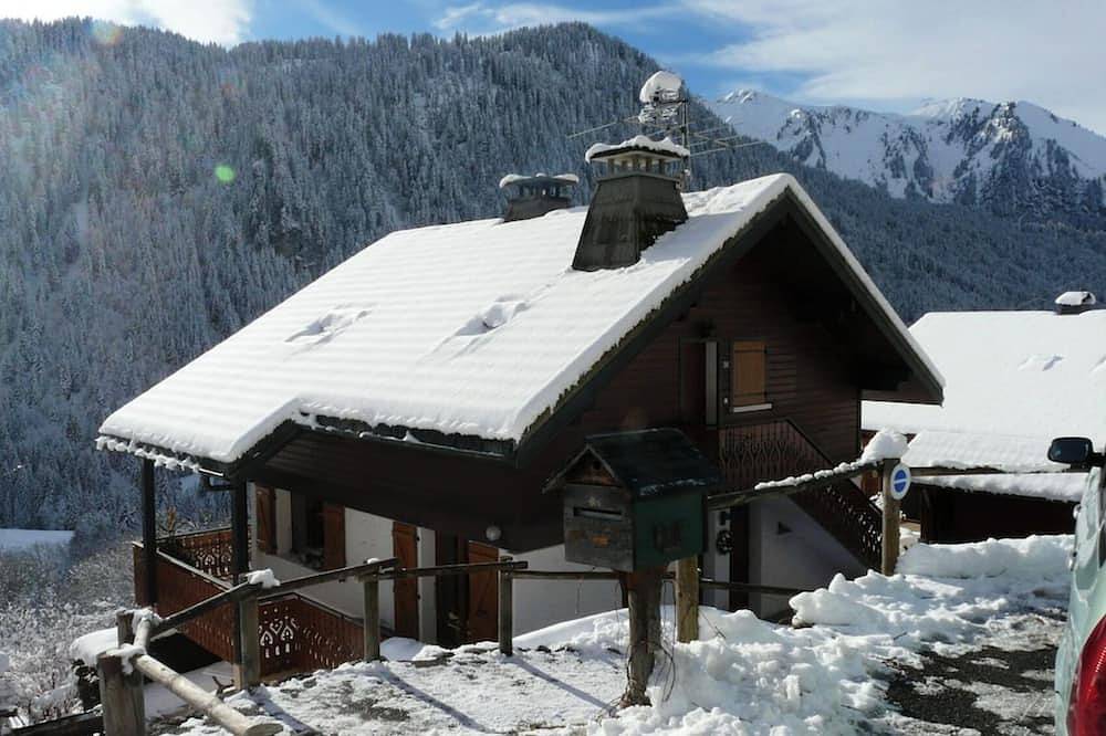 Châtel - Roitet : 3P apartment, quiet, breathtaking view in Chalet Lou P'nots  in Châtel, Les Portes du Soleil