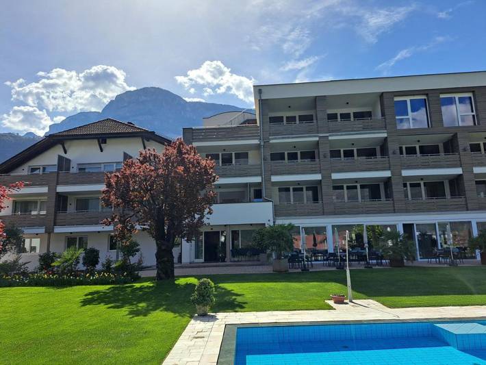 Hotel für 2 Personen, mit Ausblick und Sauna sowie Pool und Garten - 1
