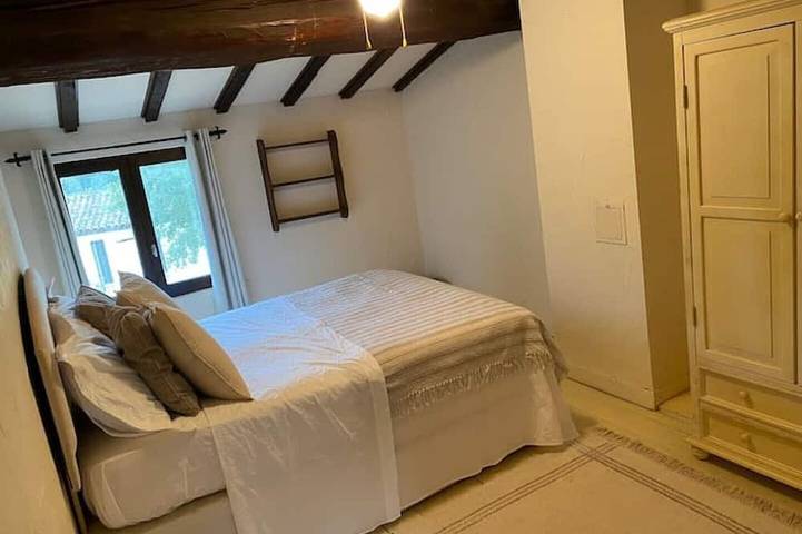 Location de vacances pour 8 personnes, avec jardin et terrasse à Fanjeaux - 3