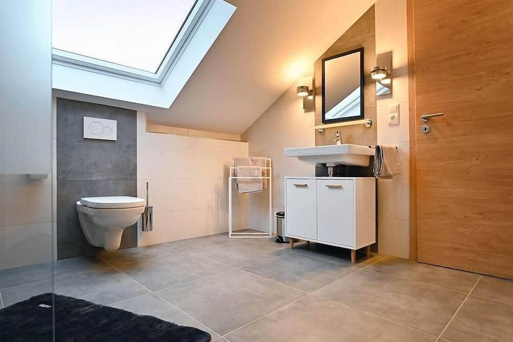 Ganze Wohnung, Ferienwohnung/App. für 4 Gäste mit 98m² in Roes in Roes, Cochem-Zell