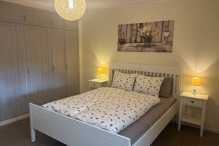Syllis Hus – Ferienhaus mit eingezäuntem Garten bei Vimmerby in Hjältevad, Jönköpings län