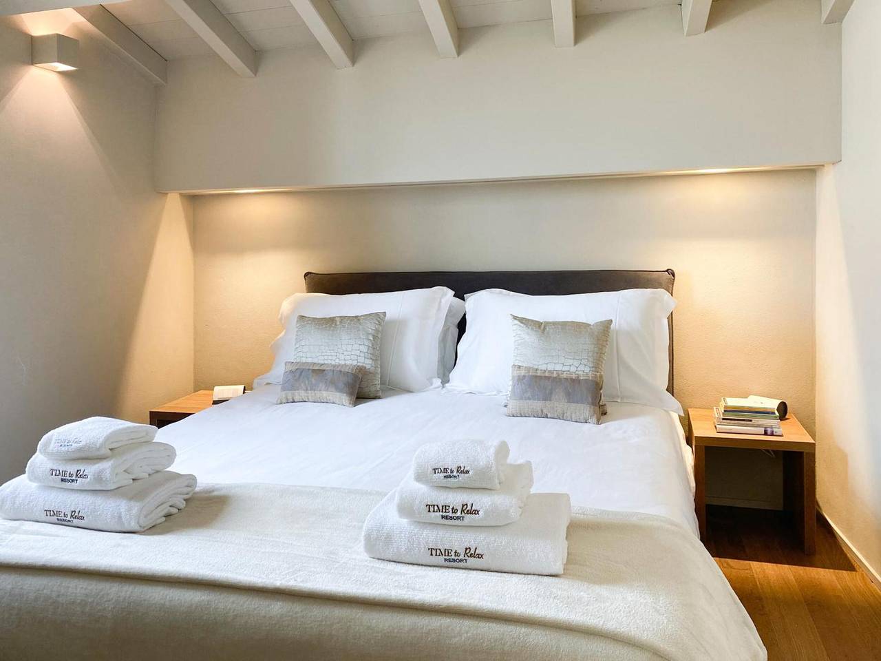 Apartamento entero, Apartamento 'Casa Cordigero - Gelso' con piscina compartida, Wi-Fi y aire acondicionado in Ponti sul Mincio, Montañas Garda