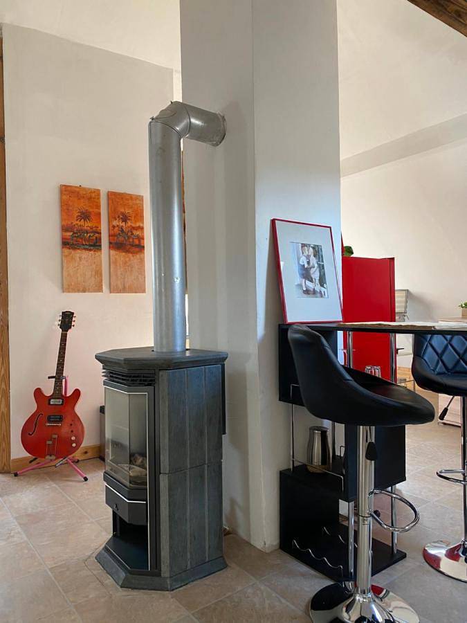 Ferienwohnung für 3 Personen, mit Terrasse und Garten sowie Ausblick