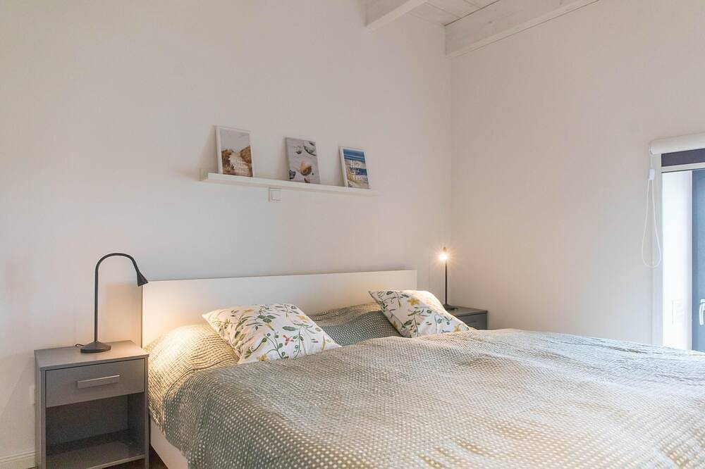 Ganze Wohnung, Elsje – Ferienwohnung mit Hund in Rysum bei Greetsiel, 80 m²/6 Pers. in Rysum, Krummhörn