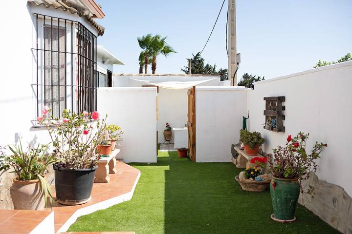 Ferienhaus 'Villa Alegría' mit privater Terrasse, WLAN und Klimaanlage in Chiclana de la Frontera, Costa de la Luz
