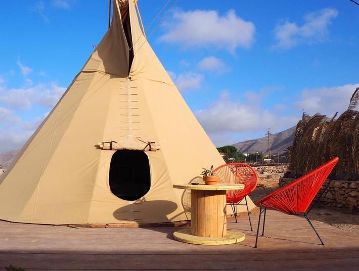 Camping für 2 Personen, mit Terrasse und Garten sowie Ausblick auf den Kanaren
