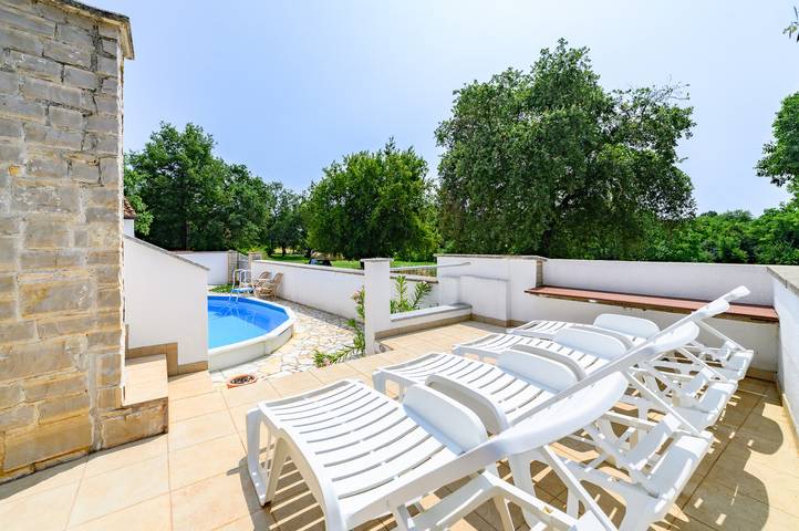 Ferienwohnung für 4 Personen, mit Terrasse und Garten in Nova Vas - 4