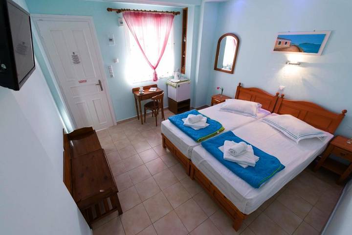 Maison d’hôte pour 2 personnes, avec vue et jardin dans Égine - 3