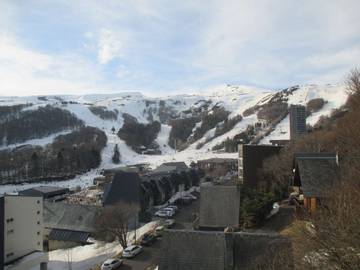 Chalet pour 6 personnes, avec balcon dans Super Besse