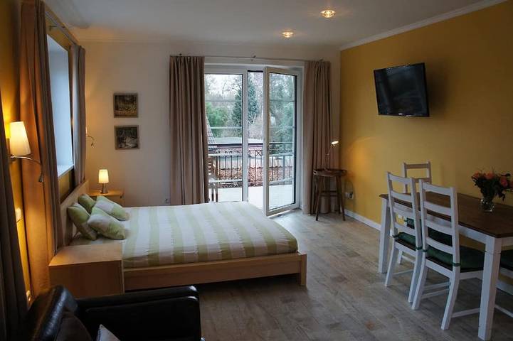 Ferienwohnung für 3 Personen, mit Balkon in Hamburg-Nord - 3