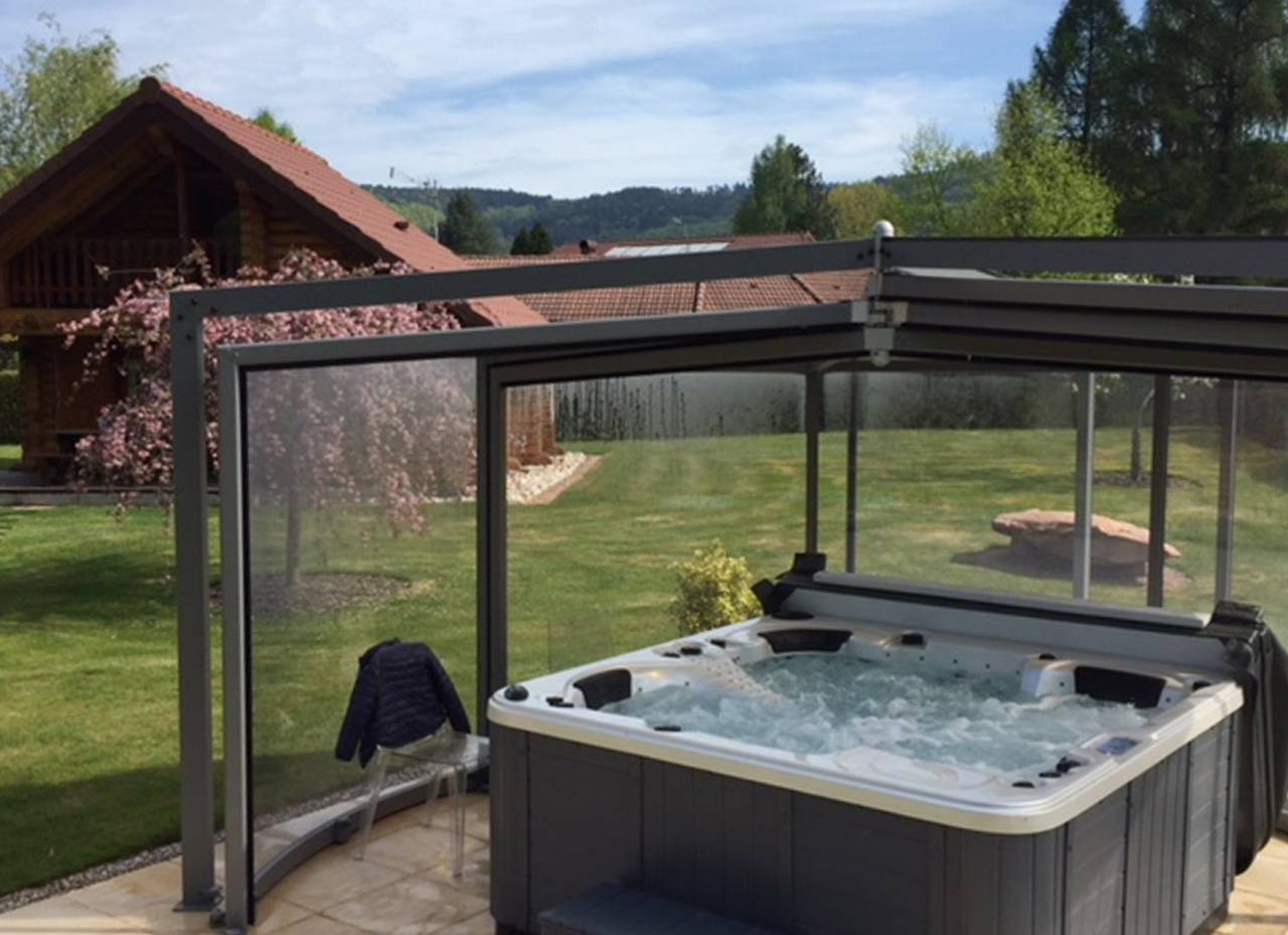 Chalet rondin de Laponie, étang, Spa, 10 min de Gérardmer in Granges-Aumontzey, Parc naturel régional des Ballons des Vosges