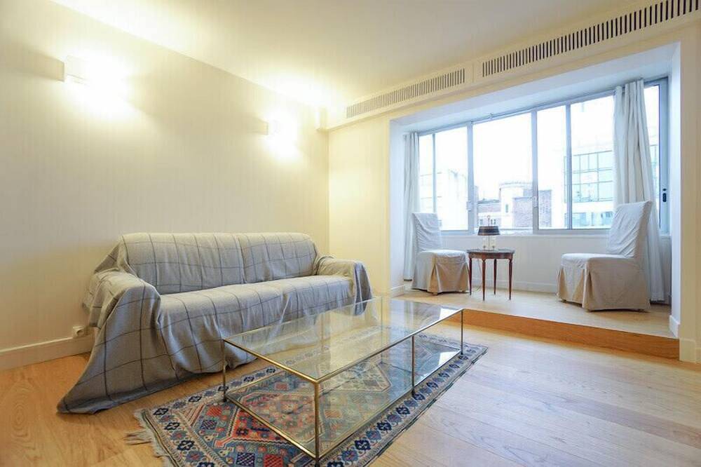 Appartement entier, Bel Appt Neuf & Lumineux avec parking in Suresnes, Hauts-de-Seine