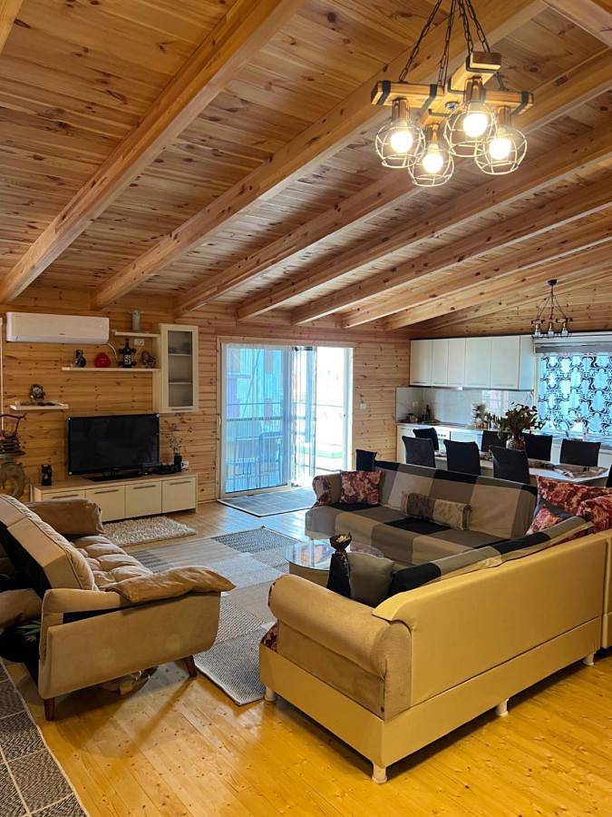 Appartement de vacances pour 9 personnes, avec jardin et vue
