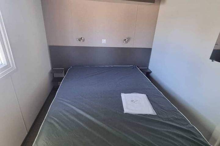 Camping für 8 Personen in Vias - 2