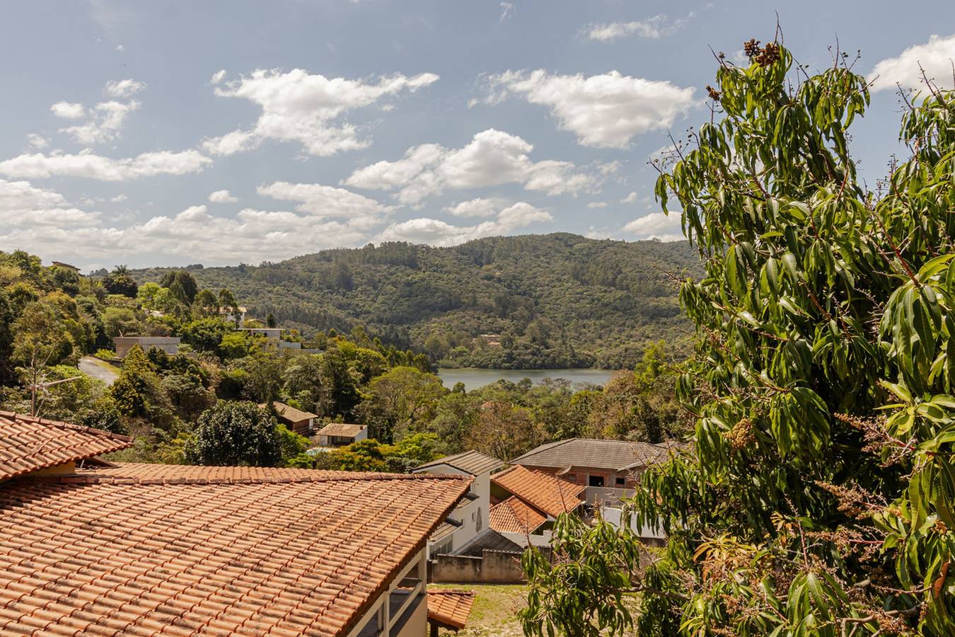 Casa com Piscina, Salão de jogos e Churrasqueira in Mairiporã, Estado de São Paulo