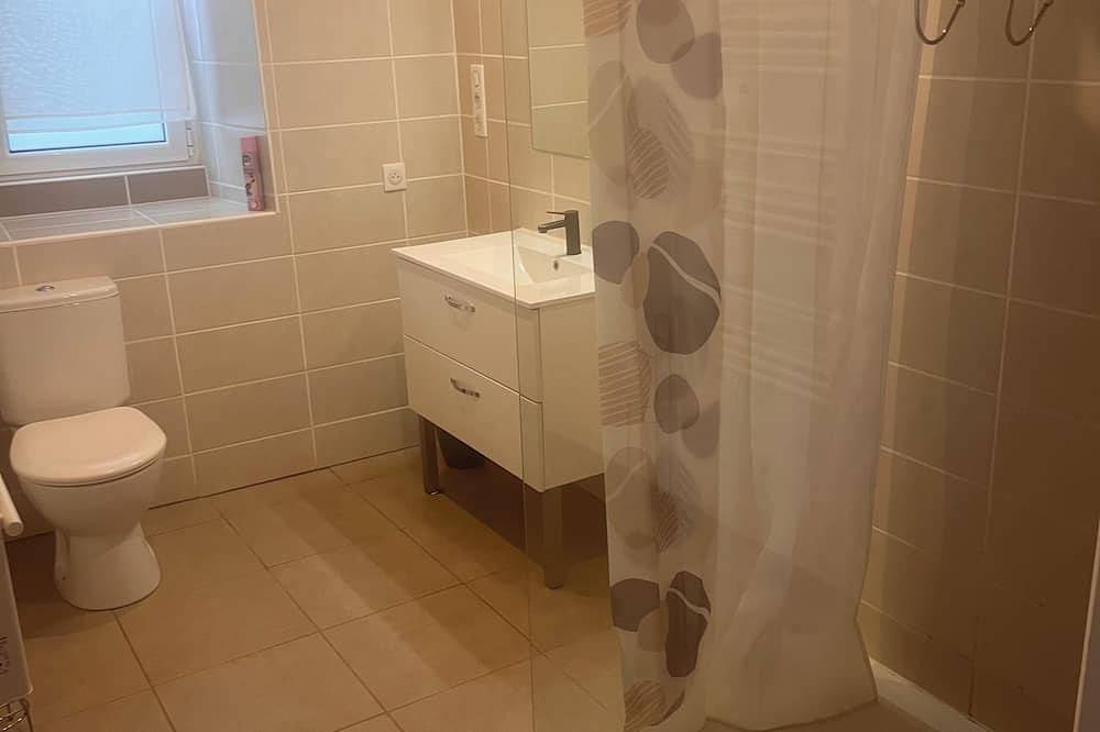 Apartamento entero, In the heart of the Basque Country -1 room for 2 to 4 people in Chéraute, Región de Oloron-Sainte-Marie