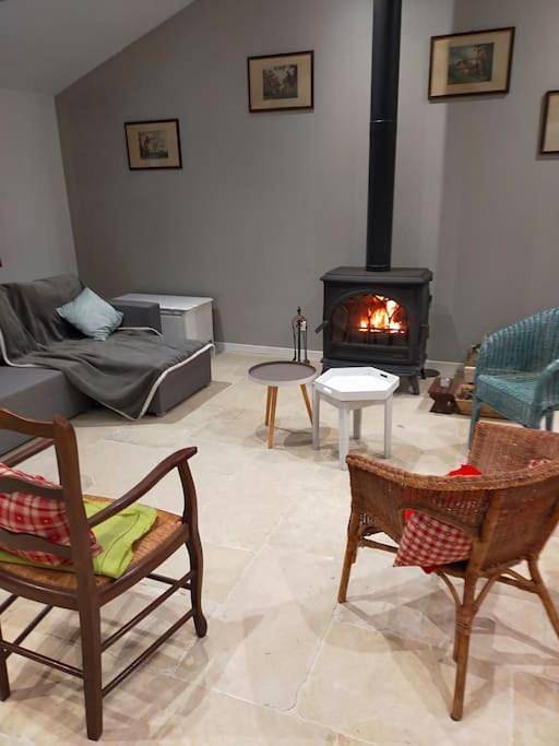 Two-Bedroom House in Marnay, Vienne (France)