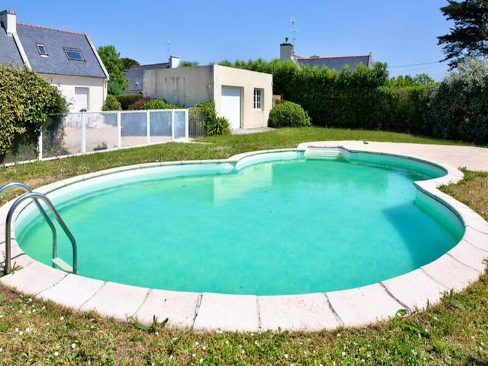 Appartement de vacances pour 7 personnes, avec jardin et piscine, adapté aux familles