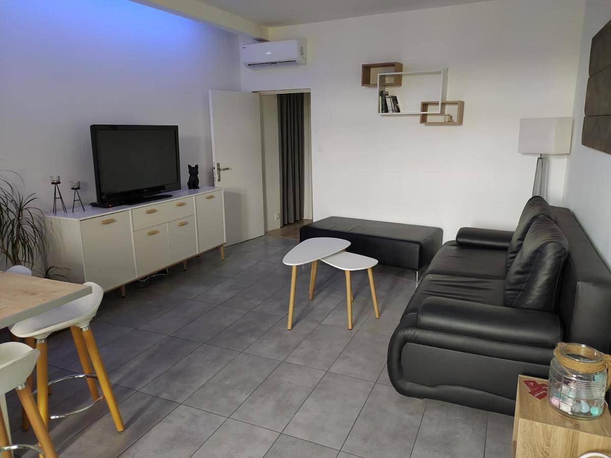Appartement entier, "Antre Nous" au Cœur de Lunel in Lunel, Côte méditerranéenne (France)