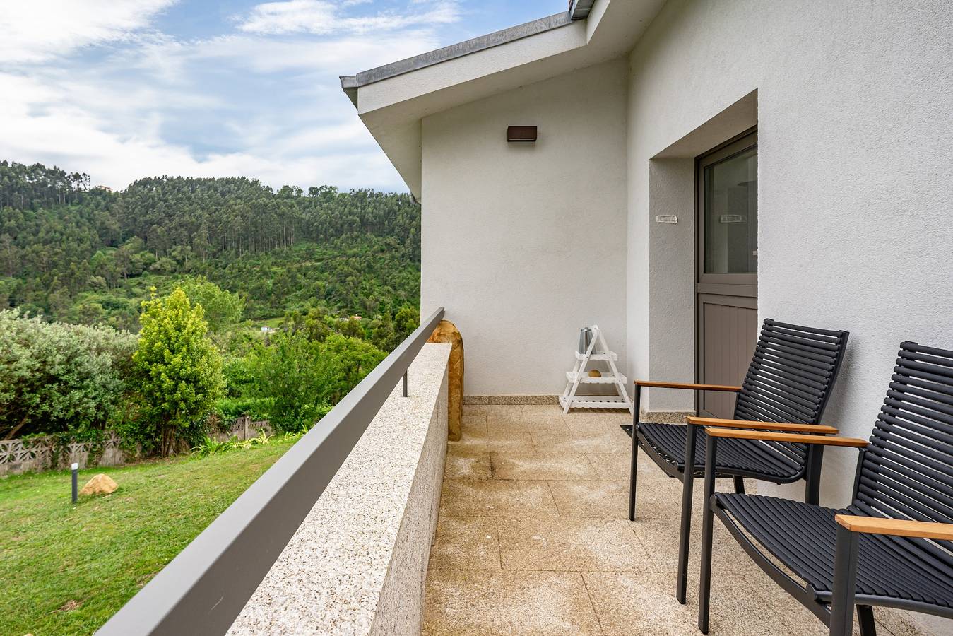 Entire apartment, La Casina Blanca Apartment Cielo – Bright, Cozy Retreat Near Playa España in Villaviciosa, Costa Verde (Spain)
