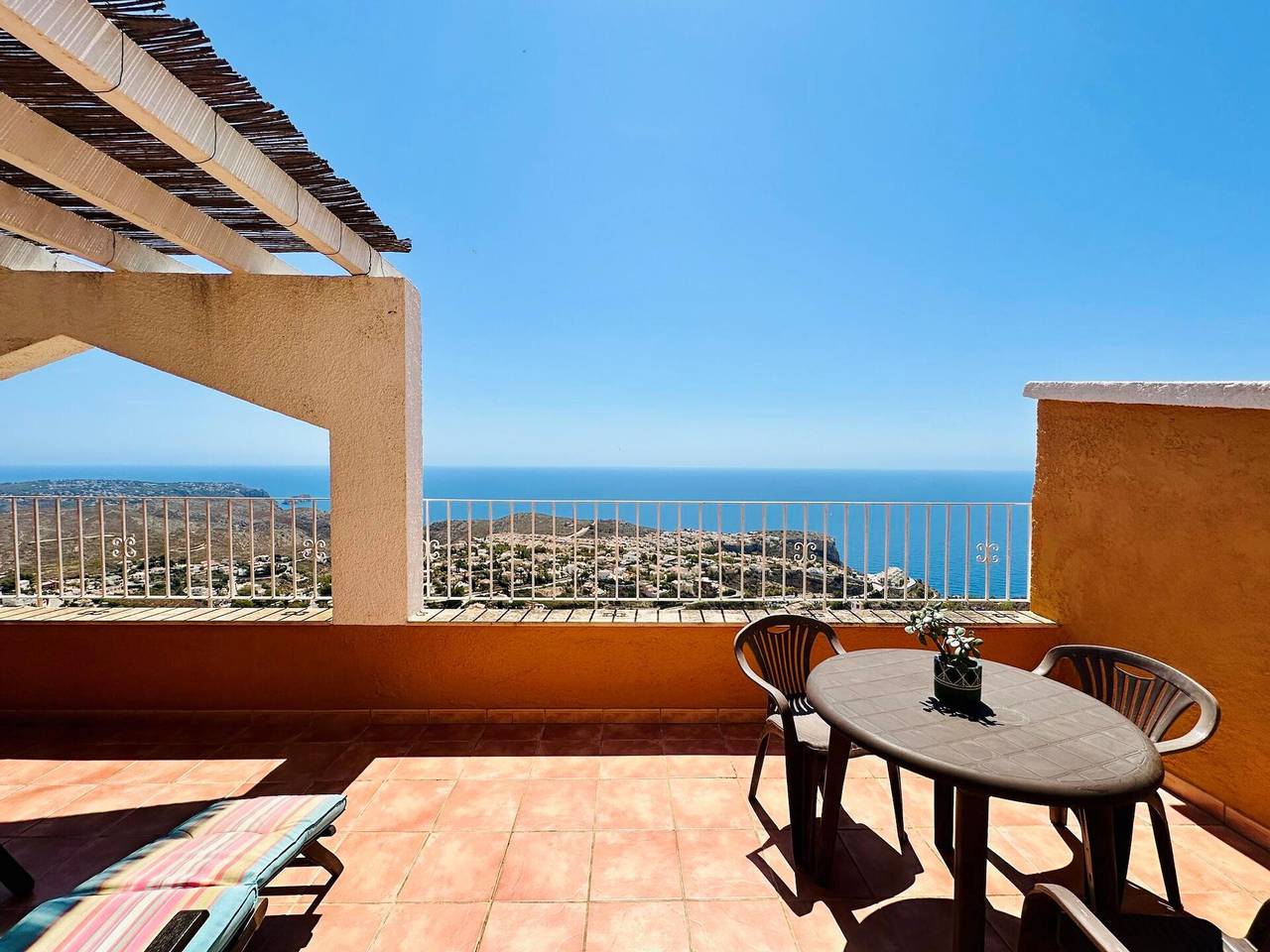 Ganze Wohnung, Wohnung mit Meerblick und Klimaanlage in Benitachell in Poble Nou de Benitatxell, Costa Blanca