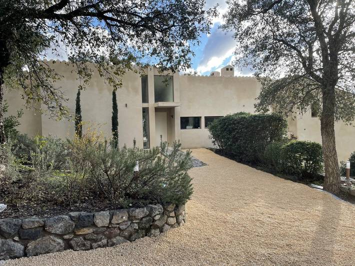 Location de vacances pour 2 personnes, avec jardin et piscine à Le Plan-de-la-Tour - 2