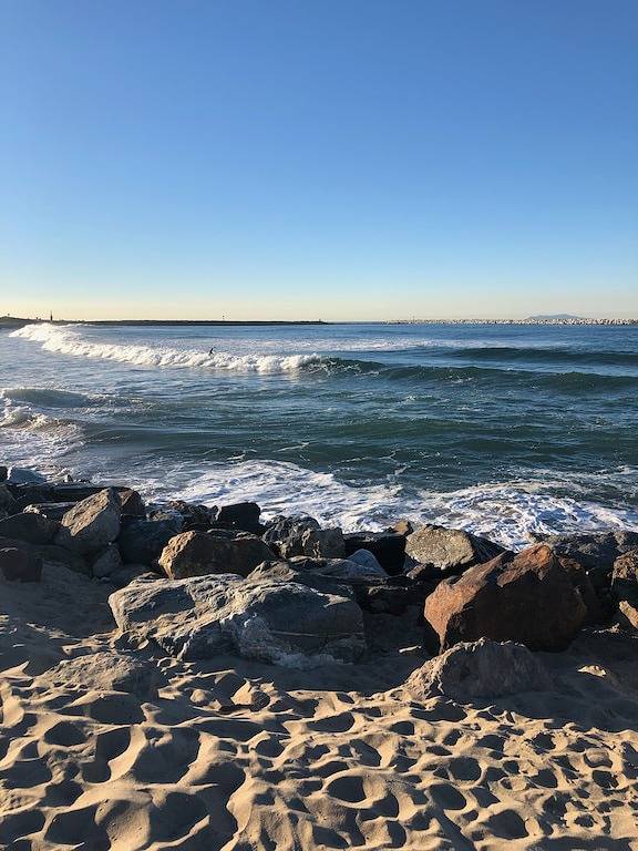 Neue Surf-Hütte in Shelburn im Herzen von Seaside Ventura in Ventura Beach, Ventura