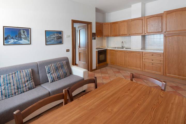 Entire apartment, Apartment 'Residence Malibu 1' with Mountain View and Wi-Fi in Falcade, Dolomiti Superski
