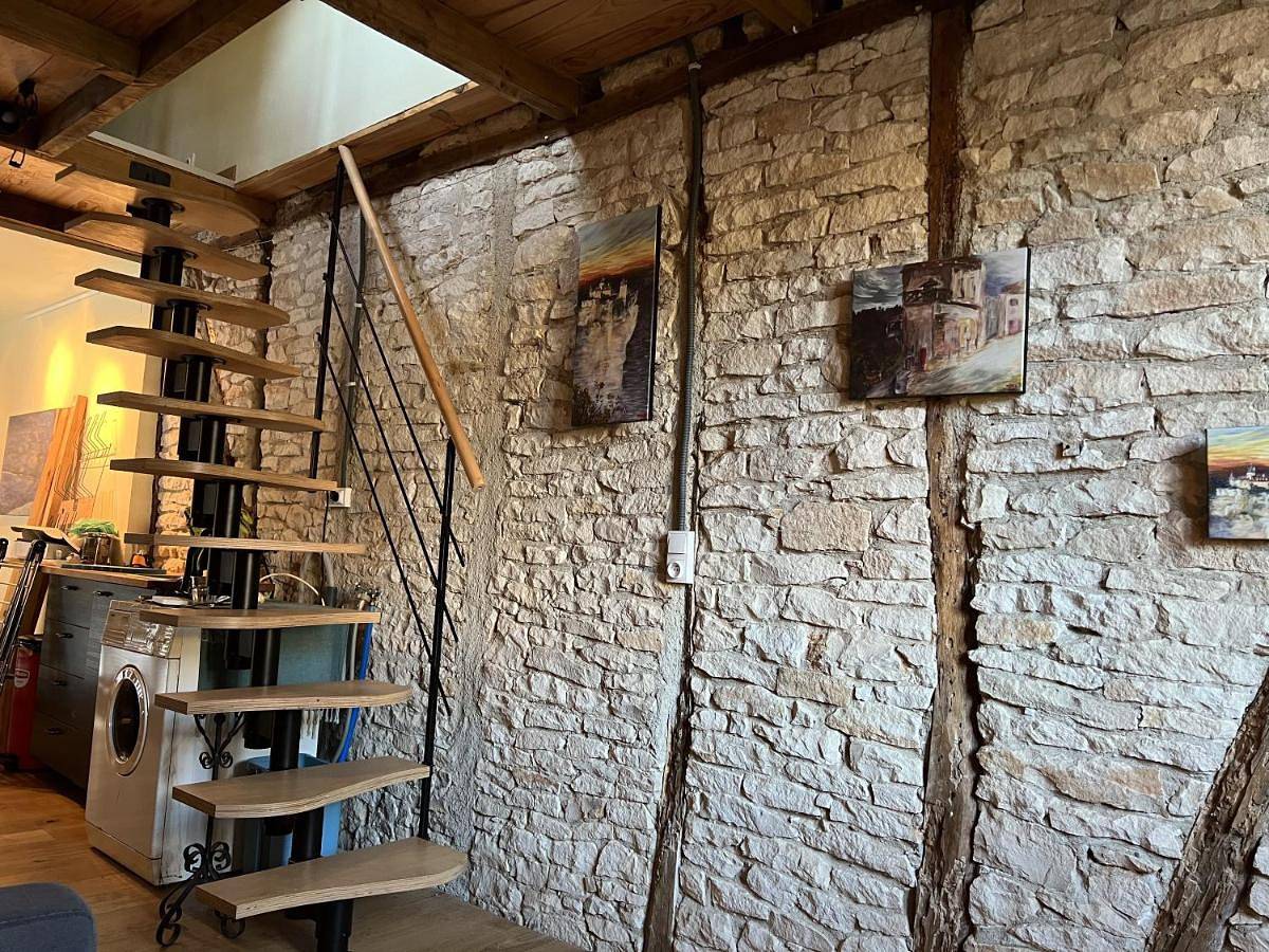 One-Bedroom House in Carennac, Lot