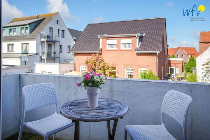 Ferienwohnung für 8 Personen, mit Balkon auf Borkum