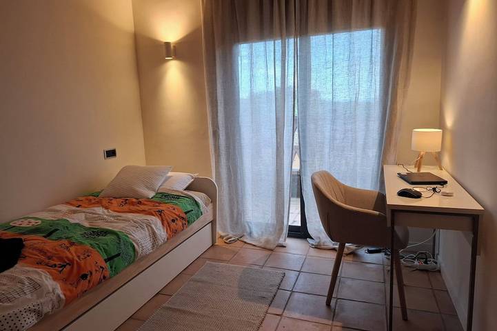 Location de vacances pour 6 personnes, avec balcon et jardin dans Llampaies - 3