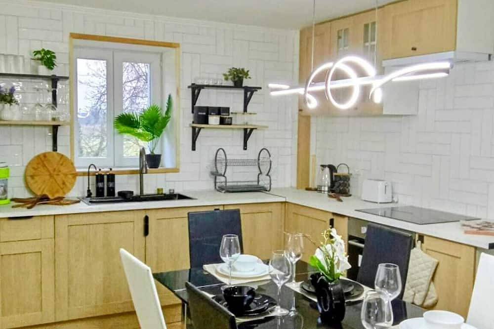 Appartement entier, Maison Moderne à 20 minutes de Strasbourg in Kurtzenhouse, Région de Strasbourg