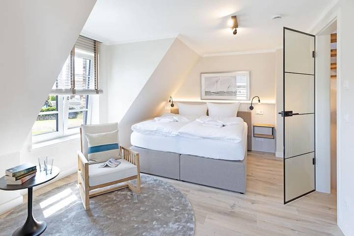 Luxus neu definiert = Strand 48 in Nordfriesische Inseln (Schleswig-Holstein) (Schleswig-Holstein), List (Sylt)
