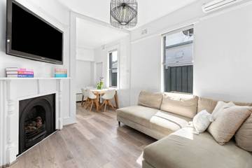 Holiday Home for 5 People in Sydney, New South Wales, Photo 3