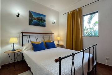 Chalet für 5 Personen in Alcantarilha e Pêra, Algarve, Bild 1