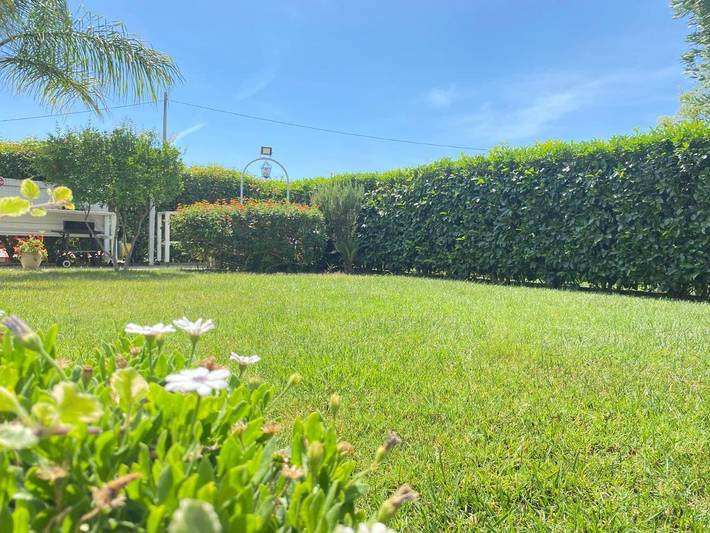 Casa vacanza per 5 persone, con panorama e giardino - 1