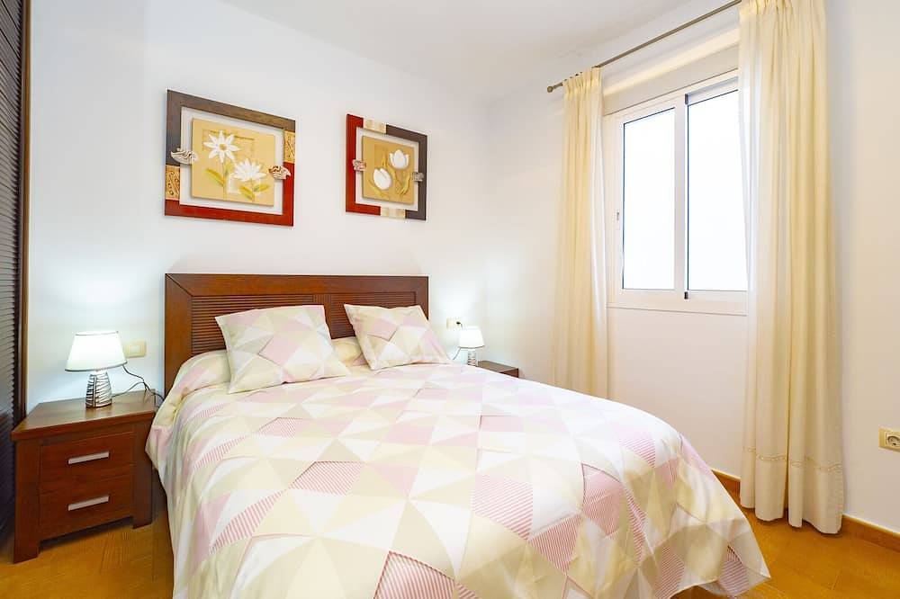 Entire apartment, Cubo's Center House Gerald Brenan / urban / city center / free wifi in Alhaurín el Grande, Málaga Province