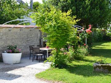 Gîte pour 4 Personnes dans Lignières-Ambleville, Charente, Photo 1